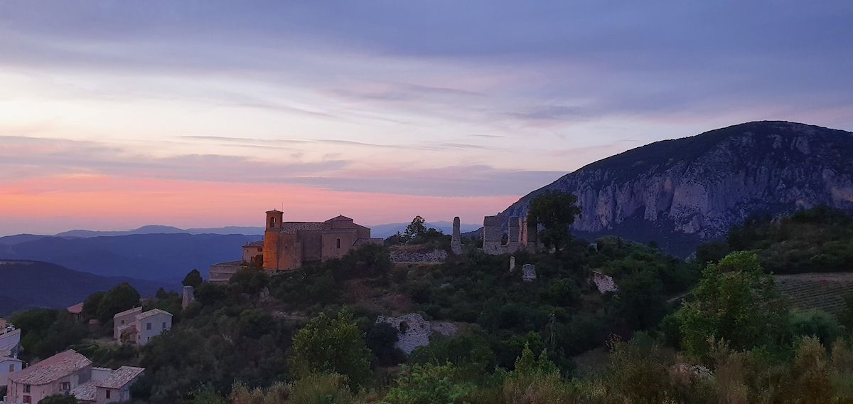 Saint-Jurs, Provence